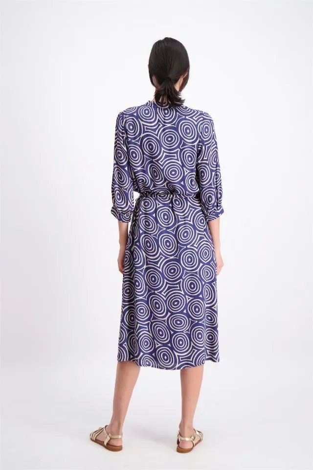 Signe Nature: Satijn blauw motief ( Signe.1156 )