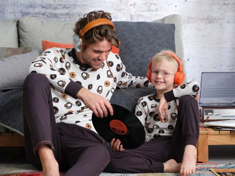 Pastunette Pyjama jongens: platen motief ( PAS.3 )