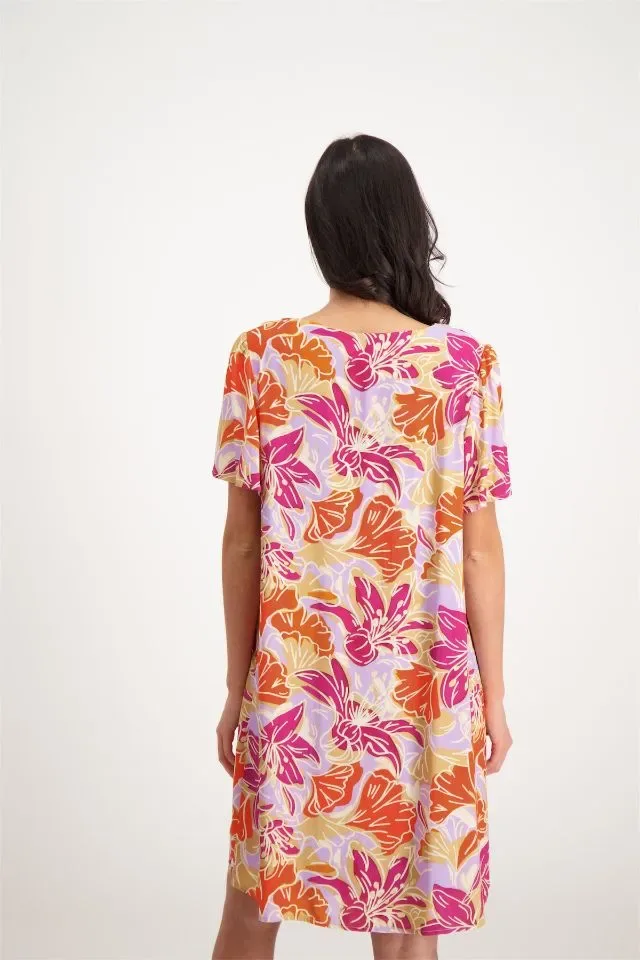 Signe Nature Kleed: Multi Color, Korte mouw, V hals ( Signe.1192 )