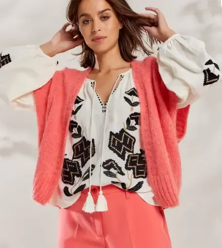 Summum Cardigan: Koraal kleur, Mouwloos, mohair ( SUM.69 )