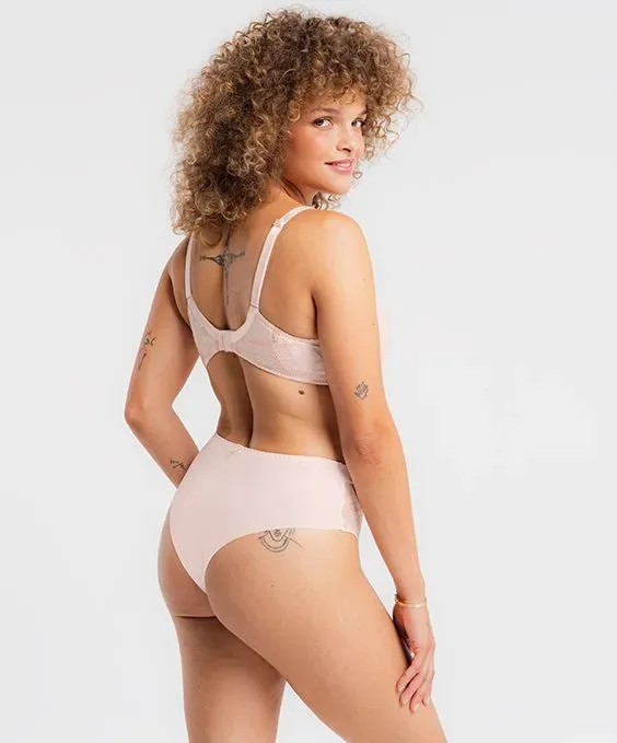 Louisa Bracq Boxer model: Albanach, Bisou ( Licht poeder rose ) ( SEC.397 )
