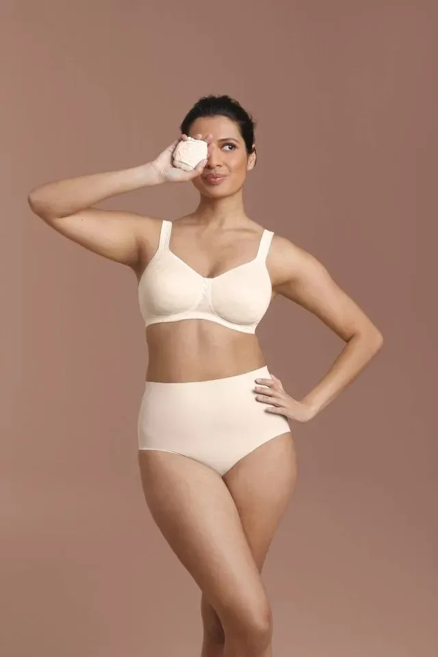 Anita Pocketpanty: Naadloze slip, Taille model, Zwart / Ecru of Huidskleur ( ANI.347 / ANI.348 / ANI.349 )