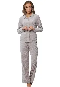 Pastunette Homewear / pyjama: Licht bruin, velours ( PAS.45 )