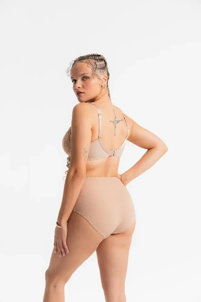 Louisa Bracq Taille Slip: Esperanza, Chair ( SEC.401 )
