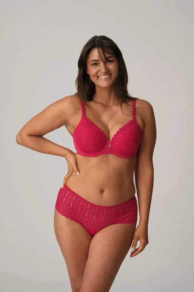 Prima Donna Twist BH: Los Ayala, Sangria, Hartvorm voorgevormd, Europese Maten ( pdo.308 )