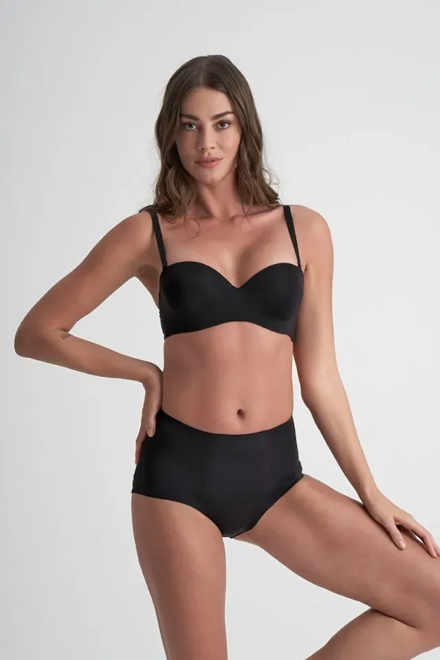Bye Bra Period Maxi: Naadloos, Zwart, 4 tampons ( Menstruatieslip ) ( BYE.11 )