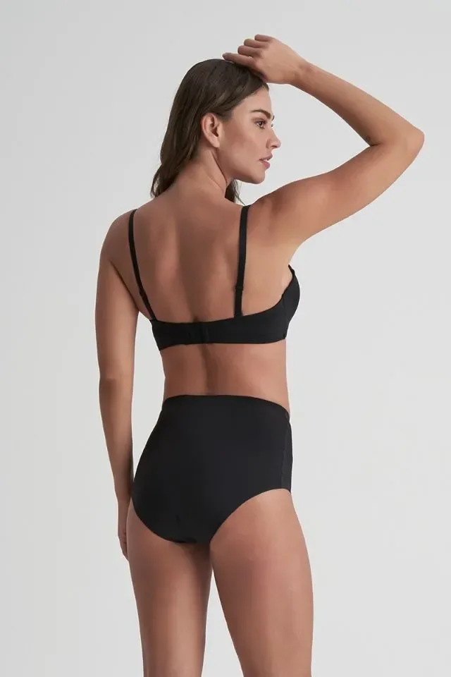 Bye Bra Period Maxi: Naadloos, Zwart, 4 tampons ( Menstruatieslip ) ( BYE.11 )