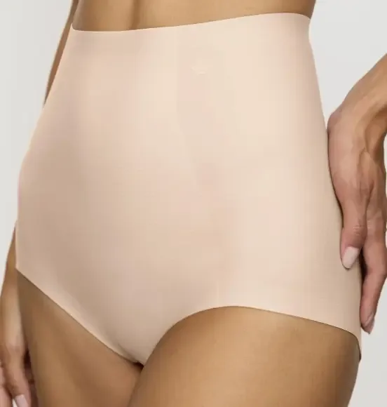 Triumph Dames Shaper Beige; Medium Shaping Serie ( TRI.213 )
