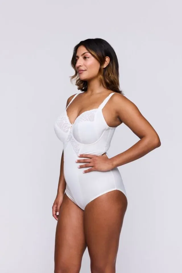 Prima Donna Body: Salerno, met beugel, Natuur, Europese Maten (PDO.371 )