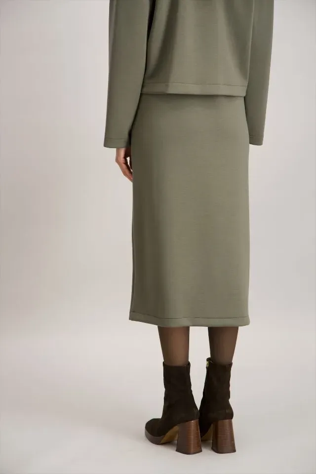 Signe Nature Rok: sweater stof, Kaki, split vooraan ( Signe.1317 )