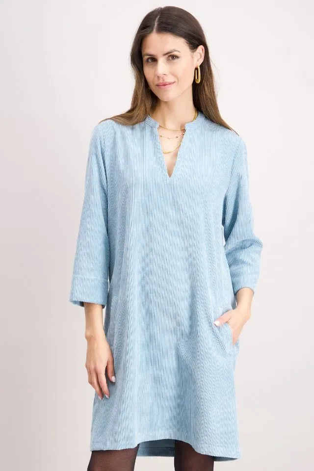 Signe Nature Kleed: Licht blauw, Ribfluweel ( Signe.1342 )