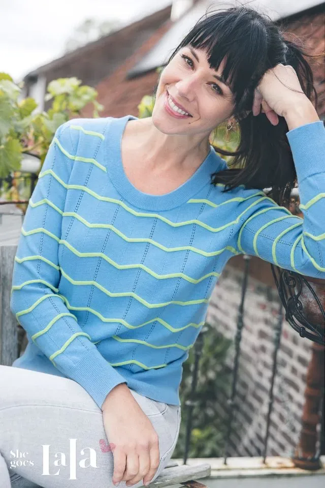 She Goes LaLa Pull: Licht blauw, gestreept met lime ( SHE.16 )