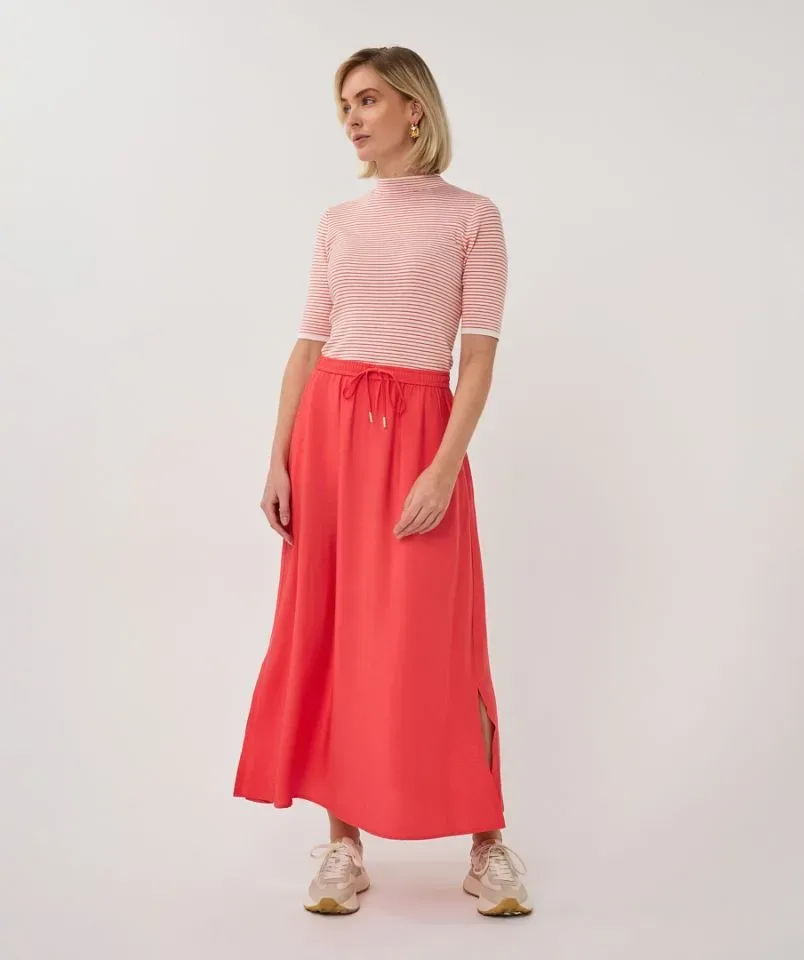 Esqualo Rok: Chili Red, Elastiek in de lenden ( ESQ.322 )