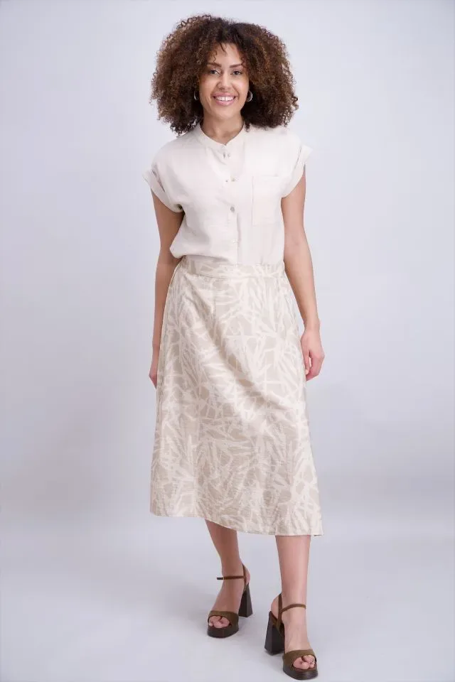 Signe Nature Zomer Bloes: Beige, doorknoop model, kapmouw ( Signe.1387 )