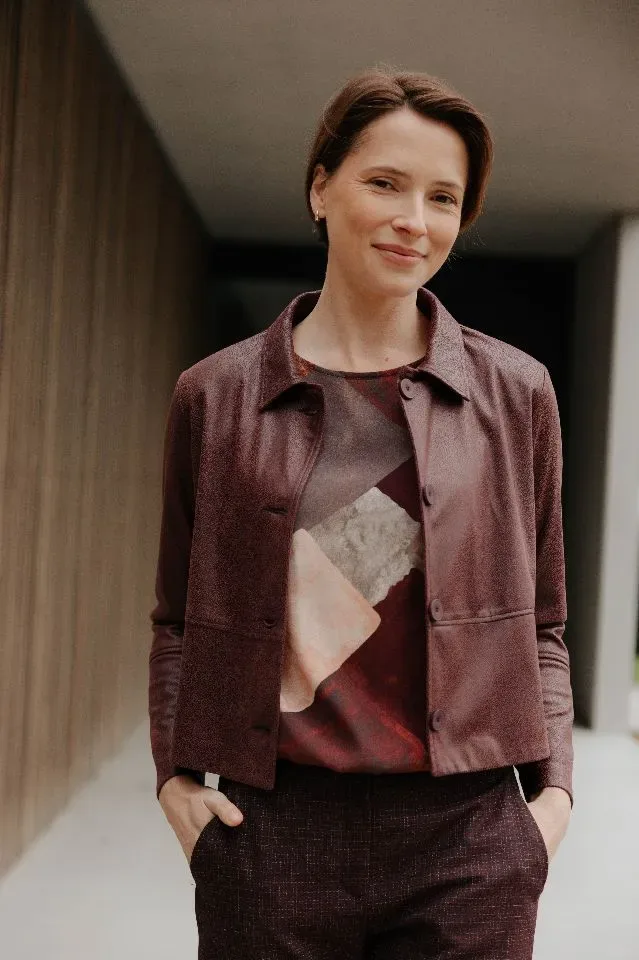Signe Nature Vest: Suede, Bordeau ( Signe.1421 )