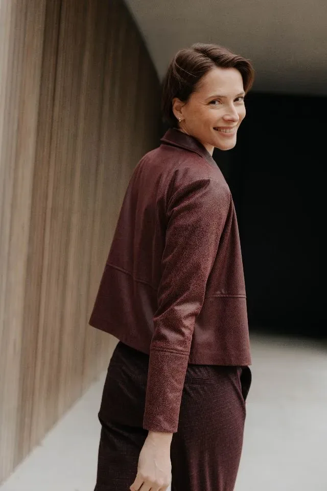 Signe Nature Vest: Suede, Bordeau ( Signe.1421 )