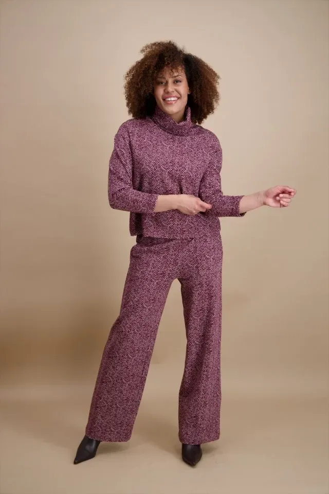 Signe Nature Sweater met rol kol: Bordeau, tweed motief ( Signe.1404 )