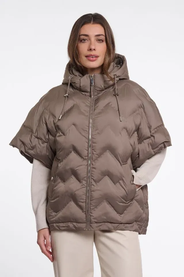 Rino & Pelle Vest: Hilary, Toffee kleur, aangesneden mouw ( RINO.107 )