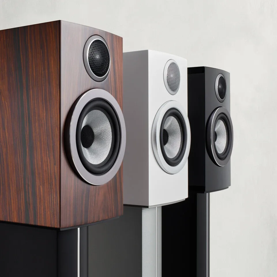 Bowers & Wilkins 707 S3 Gloss Black