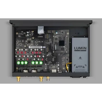 Lumin D3 black