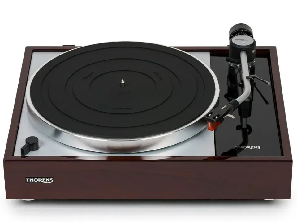 Thorens TD 1500 Walnut HG