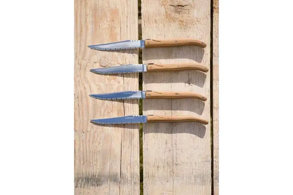 STEAKMESSEN LAGUIOLE SET4 HOUT