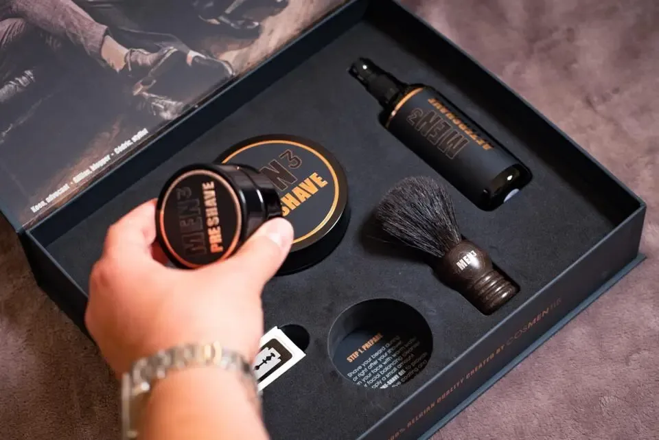 MEN³ - Experiencebox (MEN³ prod. + Brush + Safety Razor)