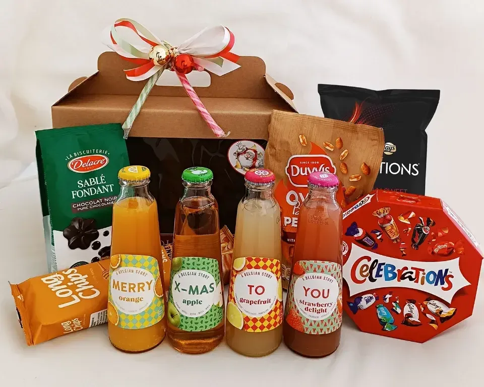 Kerstpakket : 'Merry X-mas To You' LOOZA Sapjes meKerstpakket : 'Merry X-mas To You' LOOZA Sapjes met Snackst Snacks