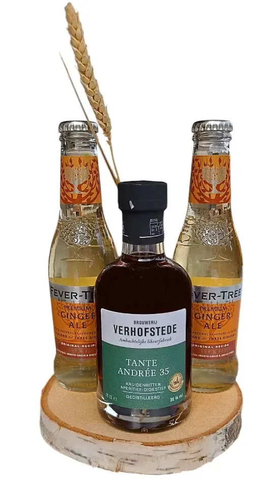 Ginger Bitter Cocktail (Tante Andrée 35 & Fever Tree Ginger Ale)
